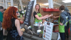 I want ALL of the vegan ice cream.  So Delicious made it easy with their sundae bar at VVCII in Portland.